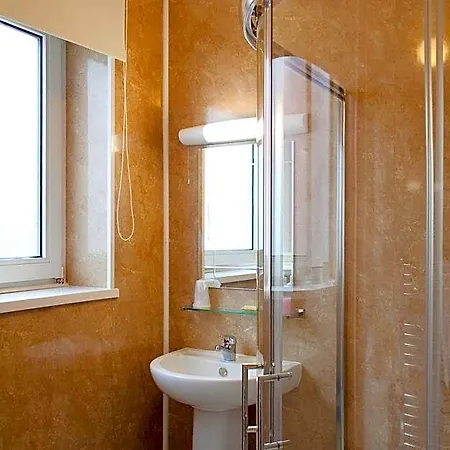 The Seacliffe - 4*
