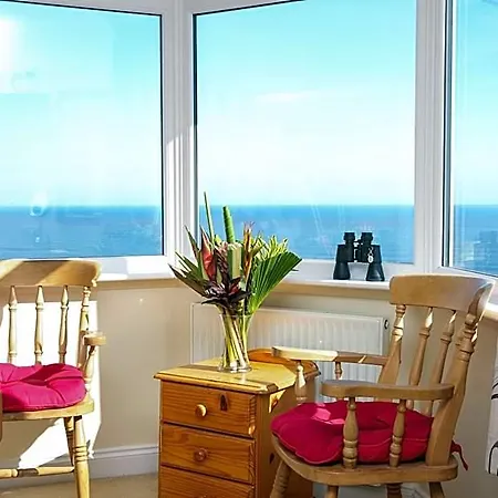 The Seacliffe - 4* Whitby