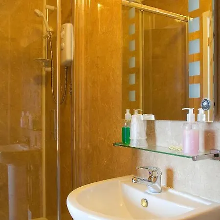 The Seacliffe -
