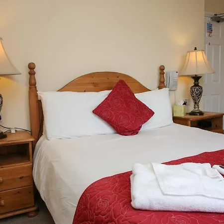 The Seacliffe - 4* Whitby